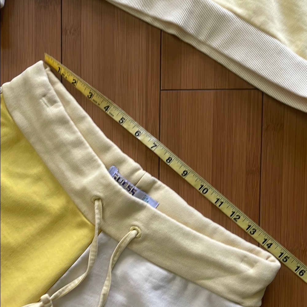 GUESS Butter Yellow cropped pullover with hood and matching shorts cotton set - Picture 13 of 14